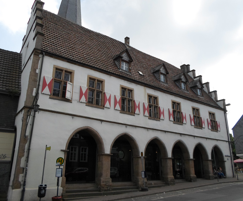Click for the gallery page to add comments and vote (PID:137901) Ruhrtalmuseum