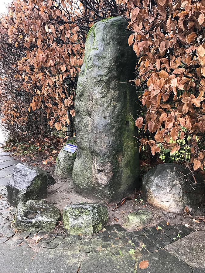Click for the gallery page to add comments and vote (PID:192699) Kaiserswerth Menhir