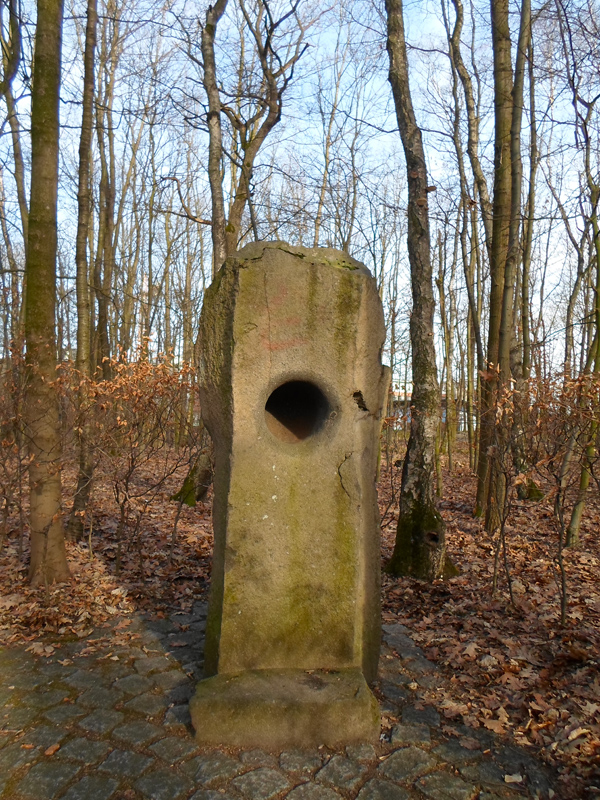 Click for the gallery page to add comments and vote (PID:161770) Summstein im Quellenbusch