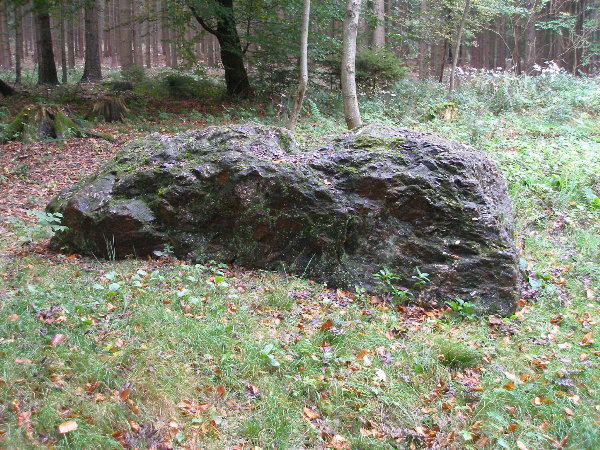 Click for the gallery page to add comments and vote (PID:33971) Menhir Farschweiler