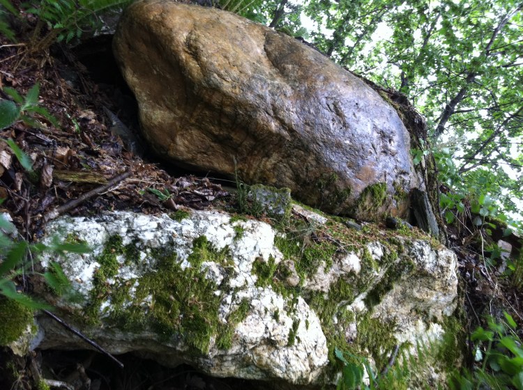 Click for full size image of Hinkelstein am Galigsberg (PID:76610) Hinkelstein am Galigsberg