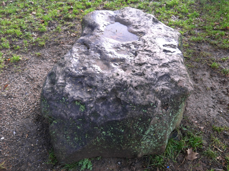 Click for full size image of Hinkelstein am Galigsberg (PID:115975) Hinkelstein am Galigsberg