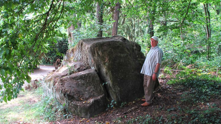 Click for full size image of Herrgottstein (Mettlach) (PID:62866) Herrgottstein (Mettlach)