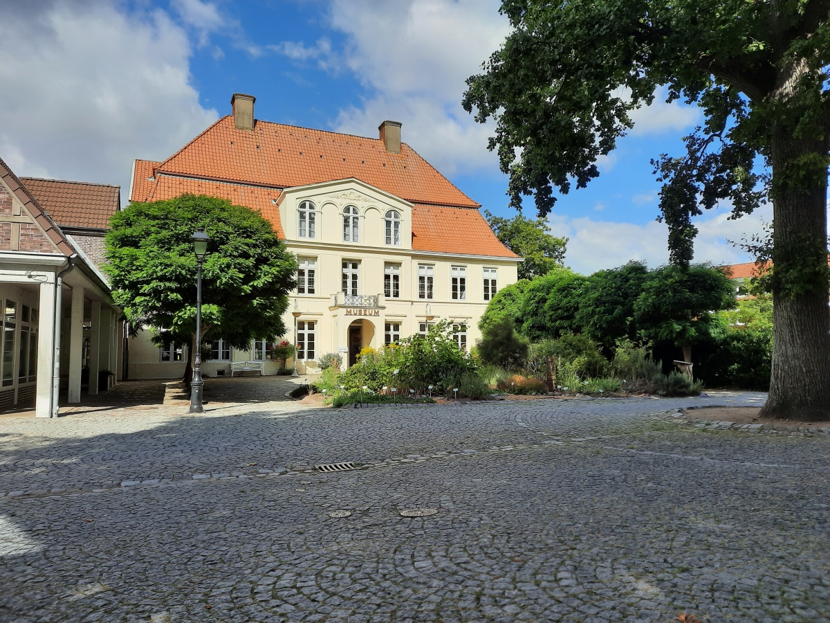 Click for the gallery page to add comments and vote (PID:250381) Museum des Kreises Ploen