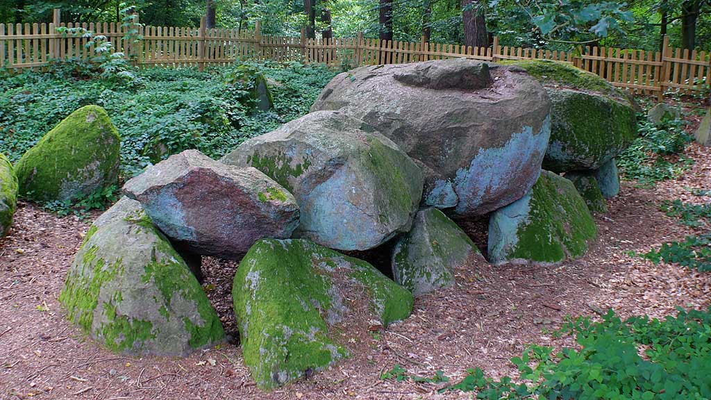 Click for full size image of Blankensee Huenengrab (PID:82408) Blankensee Huenengrab