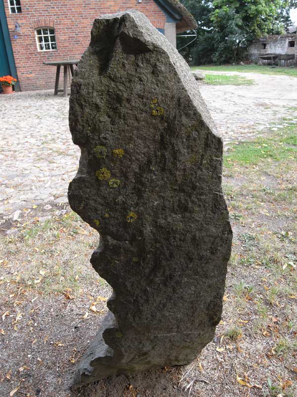 Blunk Schalenstein (not ! ?)

'The 