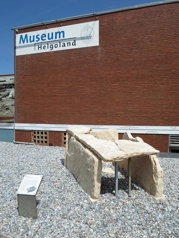 The Museum Helgoland is local history museum on the island of Helgoland (Schleswig-Holstein/Germany). 

View at the replica of the Bronze Age cist.

The picture was taken in July 2017.
© Platta 2017
