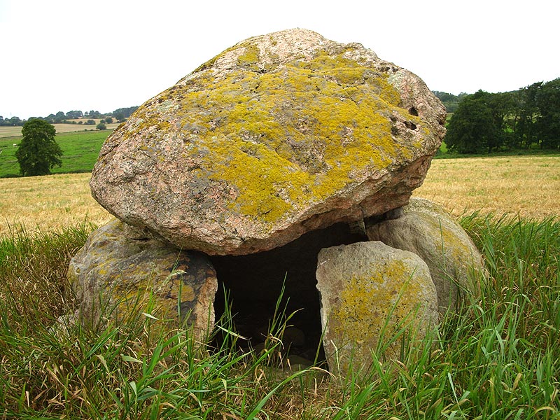 Loose Dolmen