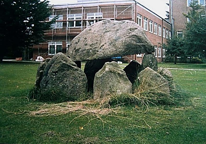 Kiel Dolmen (Lottorf)