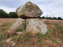 Loose Dolmen