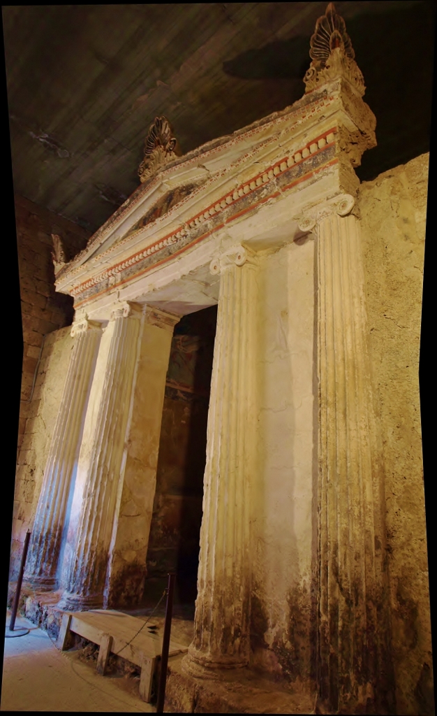 Click for the gallery page to add comments and vote (PID:167464) Fleurons Macedonian Tomb