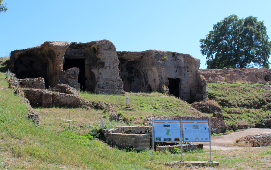 The ancient town of Nikopolis.