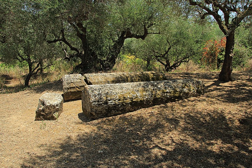 Click for the gallery page to add comments and vote (PID:168010) Sanctuary of Apollo Korythos