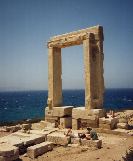 Click for the gallery page to add comments and vote (PID:30666) Portara