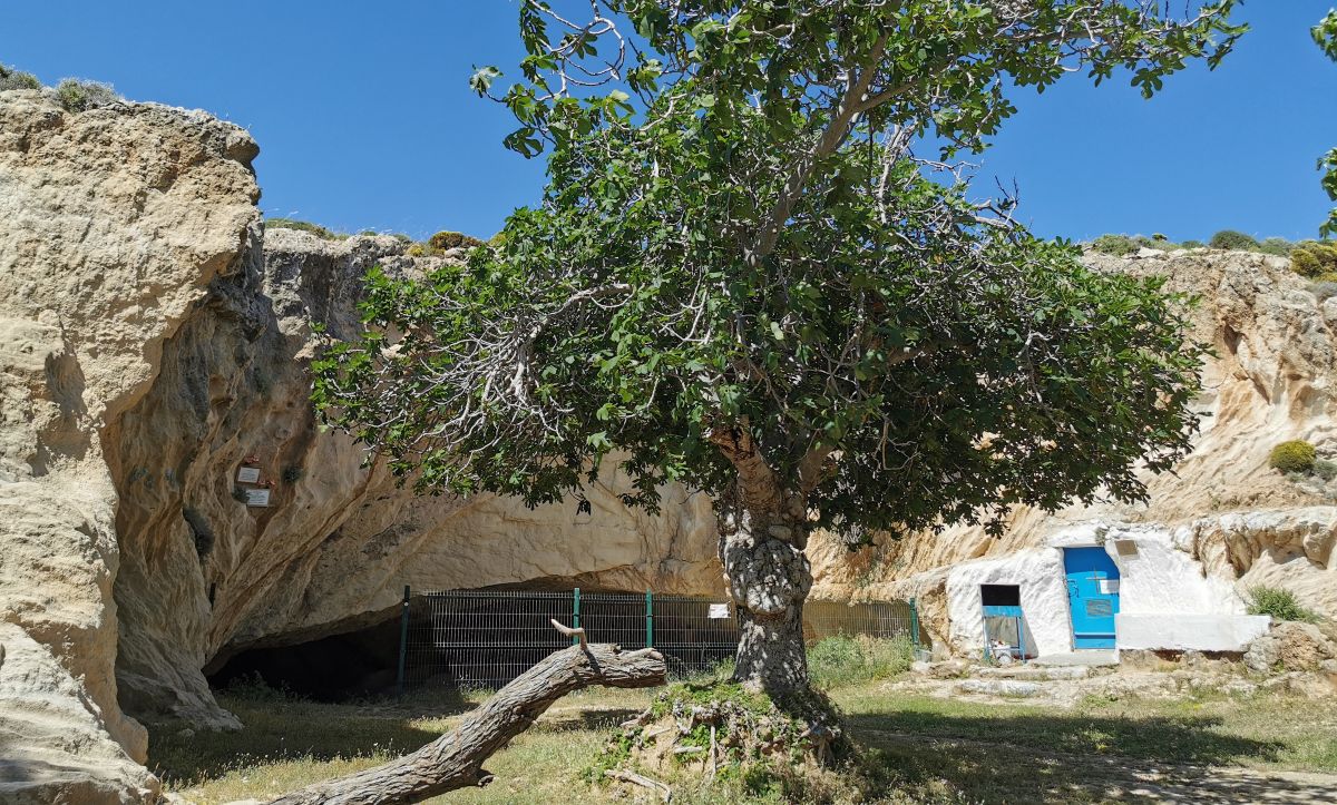 Click for the gallery page to add comments and vote (PID:289884) Agathi Caves
