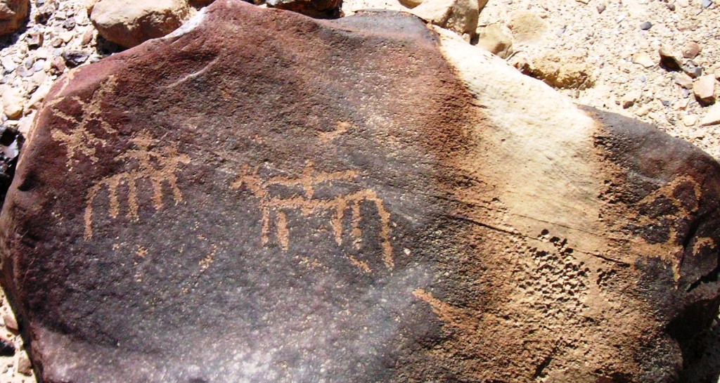 Click for full size image of Wadi Paran ancient agriculture terraces, matseboth and Rock art (PID:152958) Wadi Paran ancient agriculture terraces, matseboth and Rock art