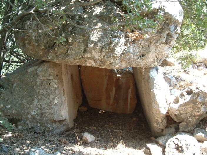 Click for the gallery page to add comments and vote (PID:11595) Dolmen (1)