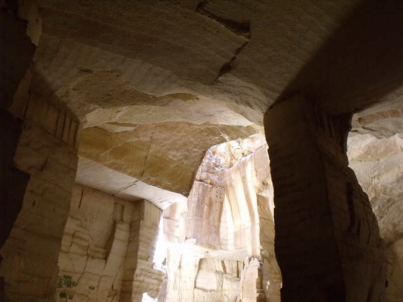 Click for full size image of Bazda Cave (PID:95454) Bazda Cave