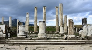Magnesia on the Meander