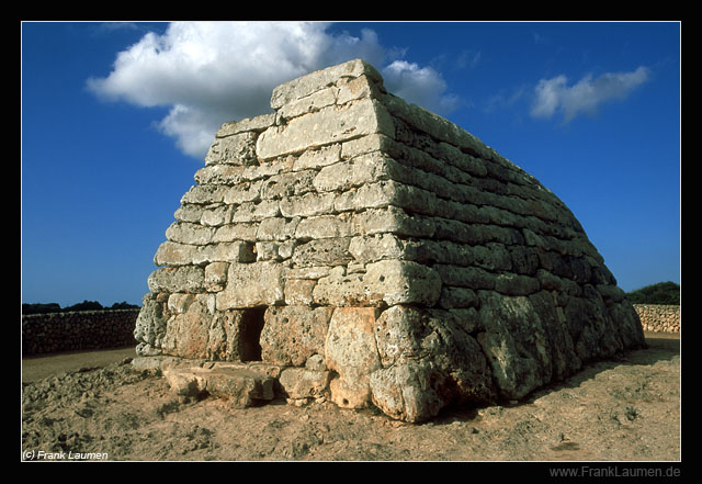 Click for the gallery page to add comments and vote (PID:40108) Es Tudons naveta