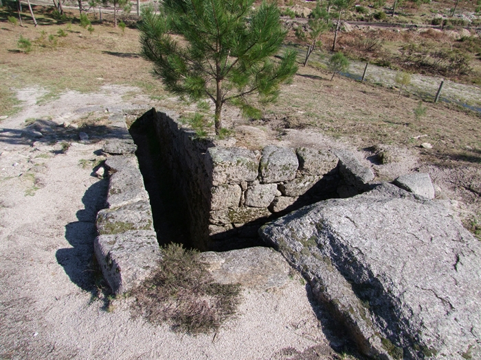 Mamoa 6 do Mezio