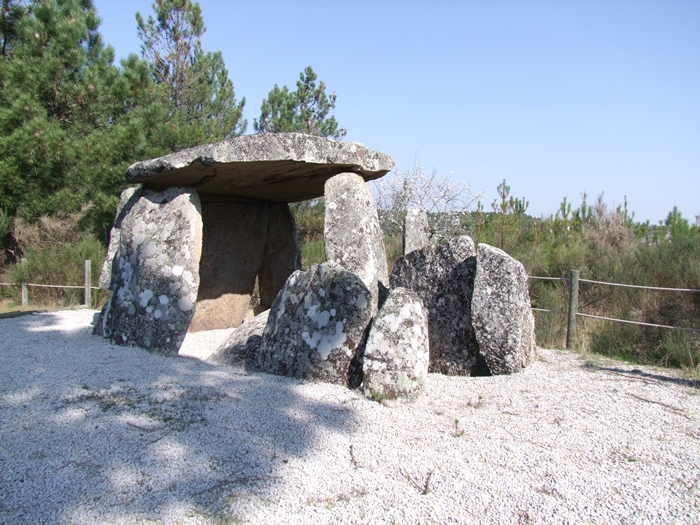 Anta de Vilarinho da Castanheira