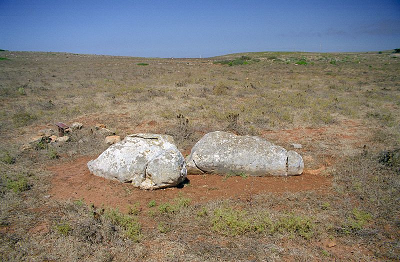Click for the gallery page to add comments and vote (PID:66437) Menhir Bispo 1