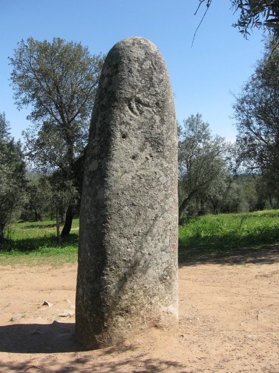 Menir dos Almendres