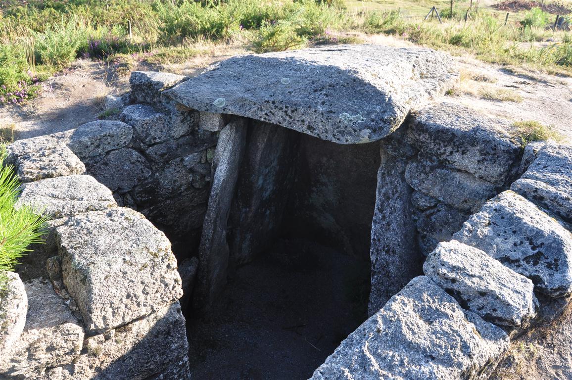 Mamoa 6 do Mezio