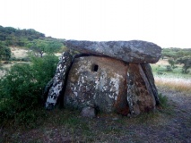 Anta da Herdade da Candieira