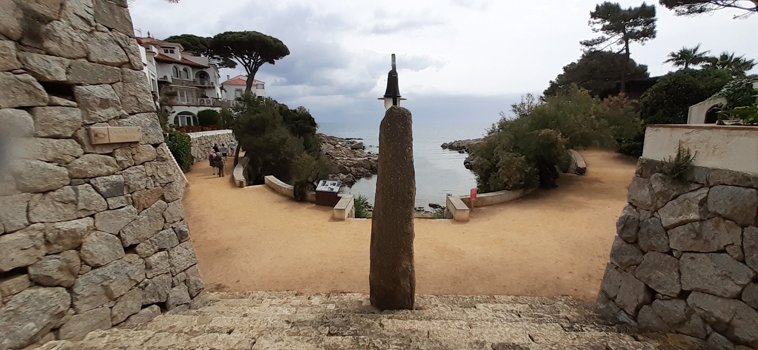 Menhir de Cala Pedrosa