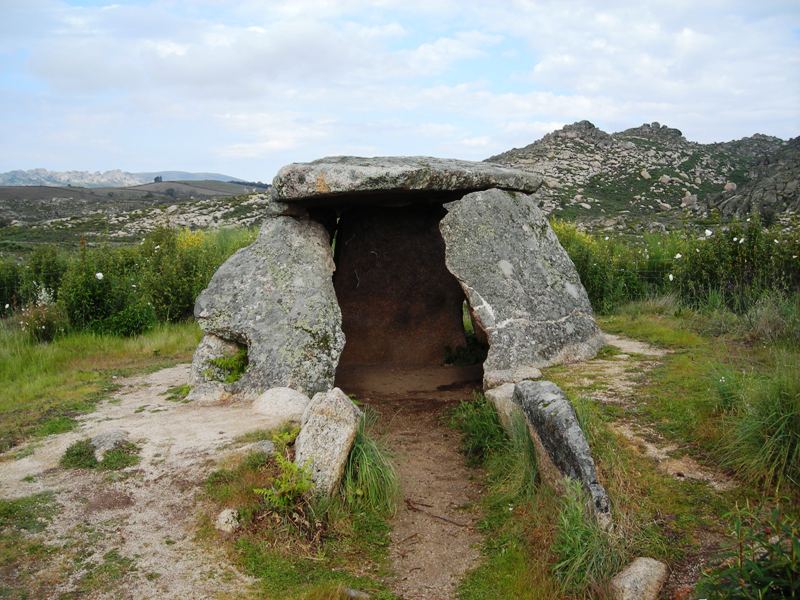 Cajirón 2 Dolmen