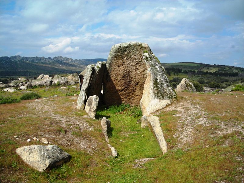 Data 1 Dolmen