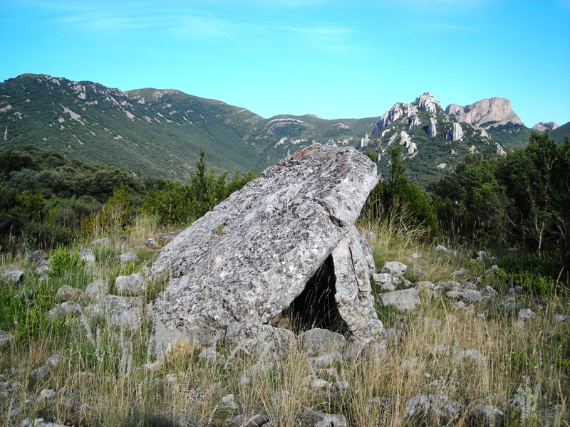 La Piatra dolmen