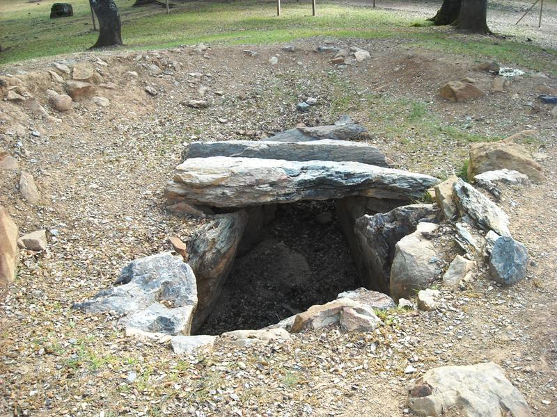 Click for the gallery page to add comments and vote (PID:46856) Dolmen Monteporrino (1)