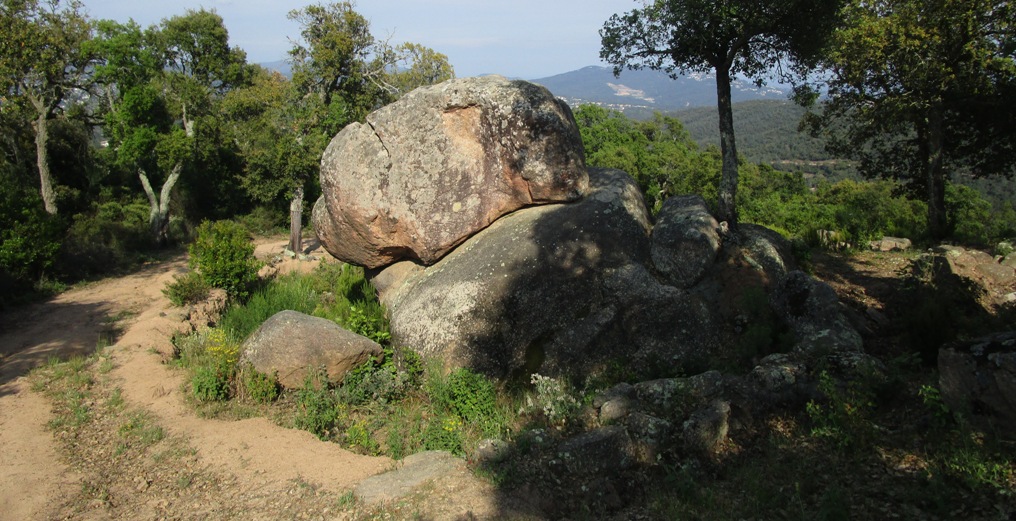 Poblat de Montbarbat