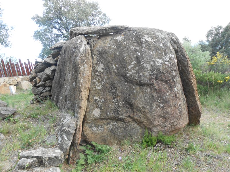 Click for the gallery page to add comments and vote (PID:119822) Mas Bofill dolmen