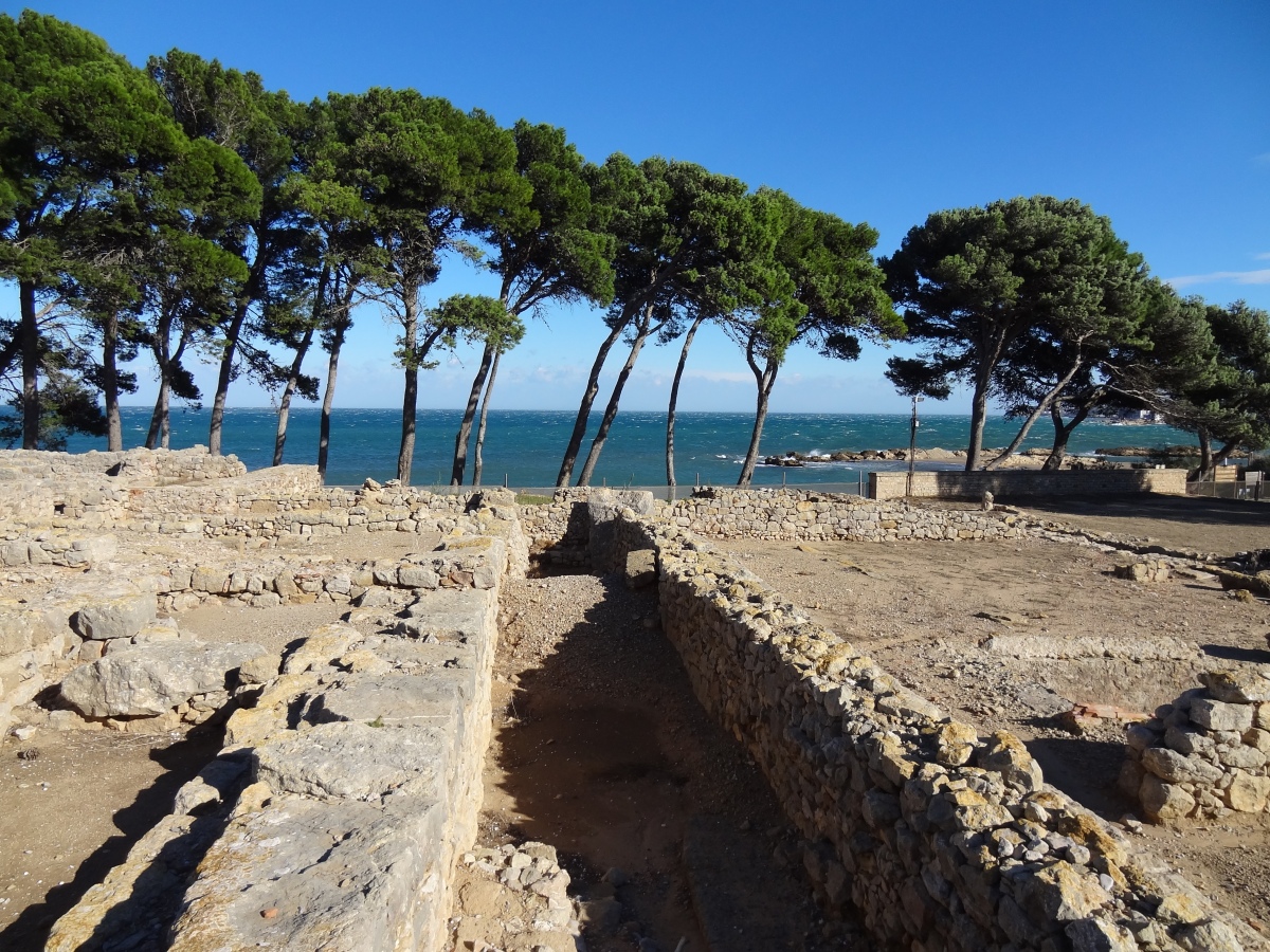 Click for the gallery page to add comments and vote (PID:252281) Empuries