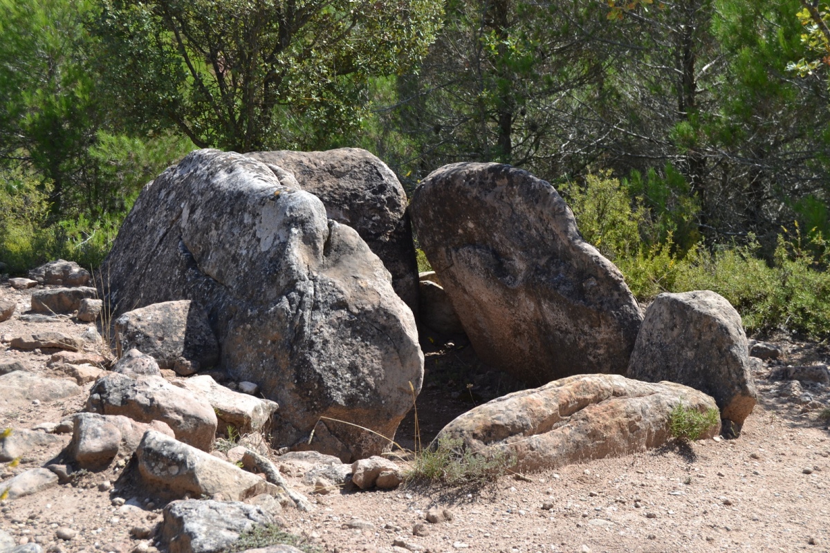 Click for the gallery page to add comments and vote (PID:140628) Dolmen dels Tres Reis
