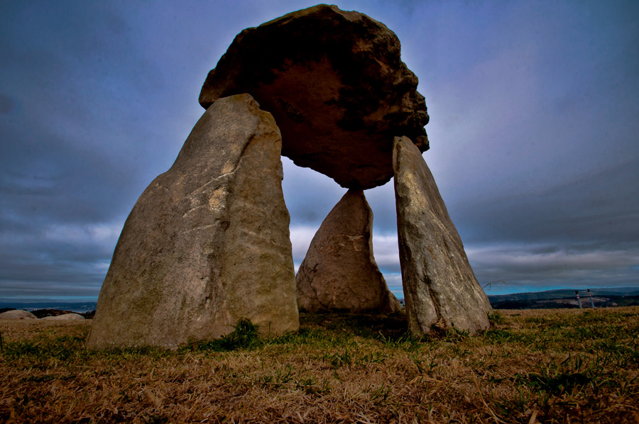 Dolmen Parque De Bens