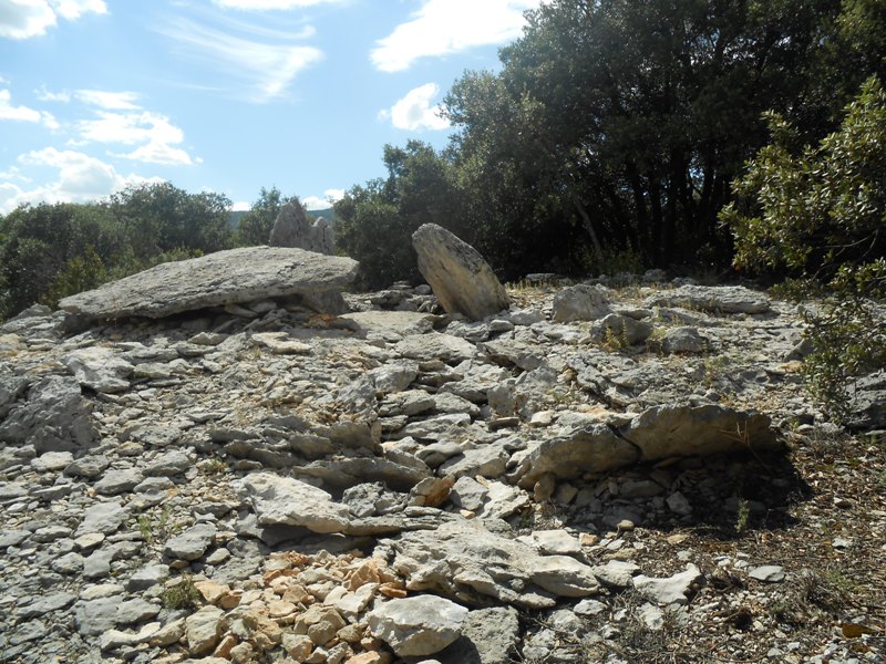 Click for the gallery page to add comments and vote (PID:111187) Caseta de las Balanzas dolmen