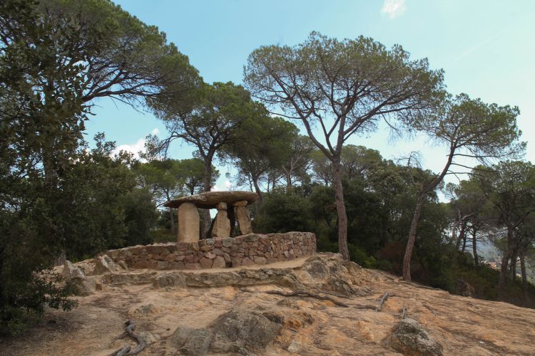 Click for the gallery page to add comments and vote (PID:111974) Dolmen de Pedra Gentil