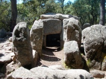 Cova d'en Daina Dolmen