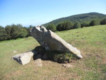 Olano menhir 