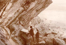 Cornisa de La Calderita Rock Art Gallery | Megalithic Portal