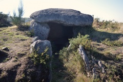 Forno dos Mouros Dolmen (Toques)