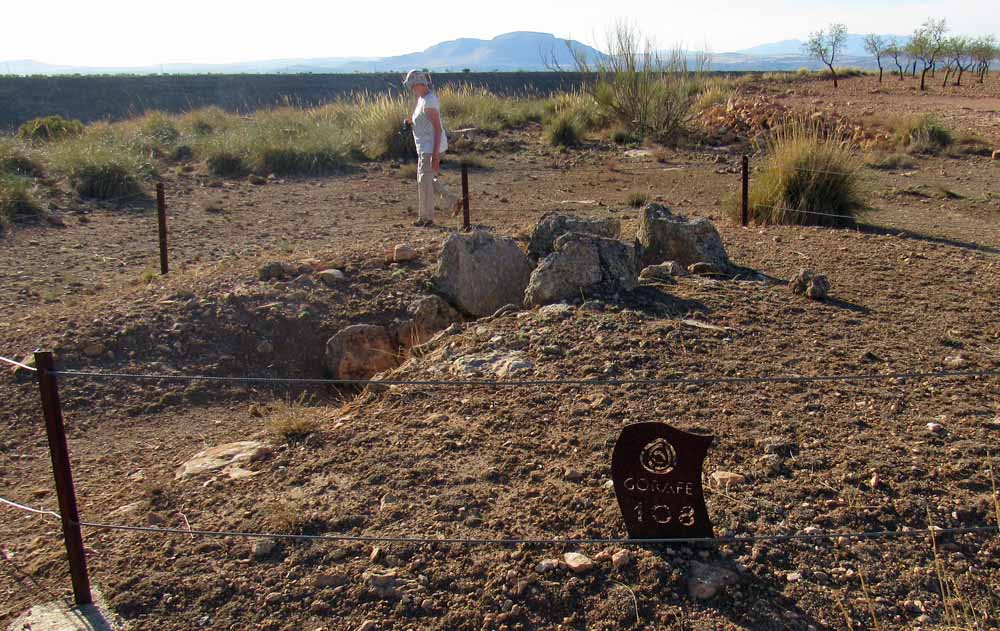 Click for the gallery page to add comments and vote (PID:159355) Dolmen Gorafe 108