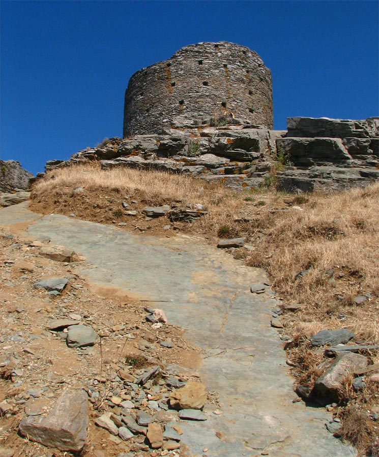 Roman Gallery. Seneca  4 BC to 65 AD
Politician, writer, philosopher and dramatist.
This is the remote tower, built AD 41 to imprison Seneca, high on a steep hill, on the northern peninsular of Corsica.
Accused of adultery with the emperor Claudius' niece, Julia Livilla, Seneca was banished to Corsica in 41 AD. 
He was already famous as a writer and thinker. He continued his work in exile, wri