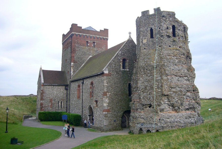 Click for the gallery page to add comments and vote (PID:130487) Dover Castle