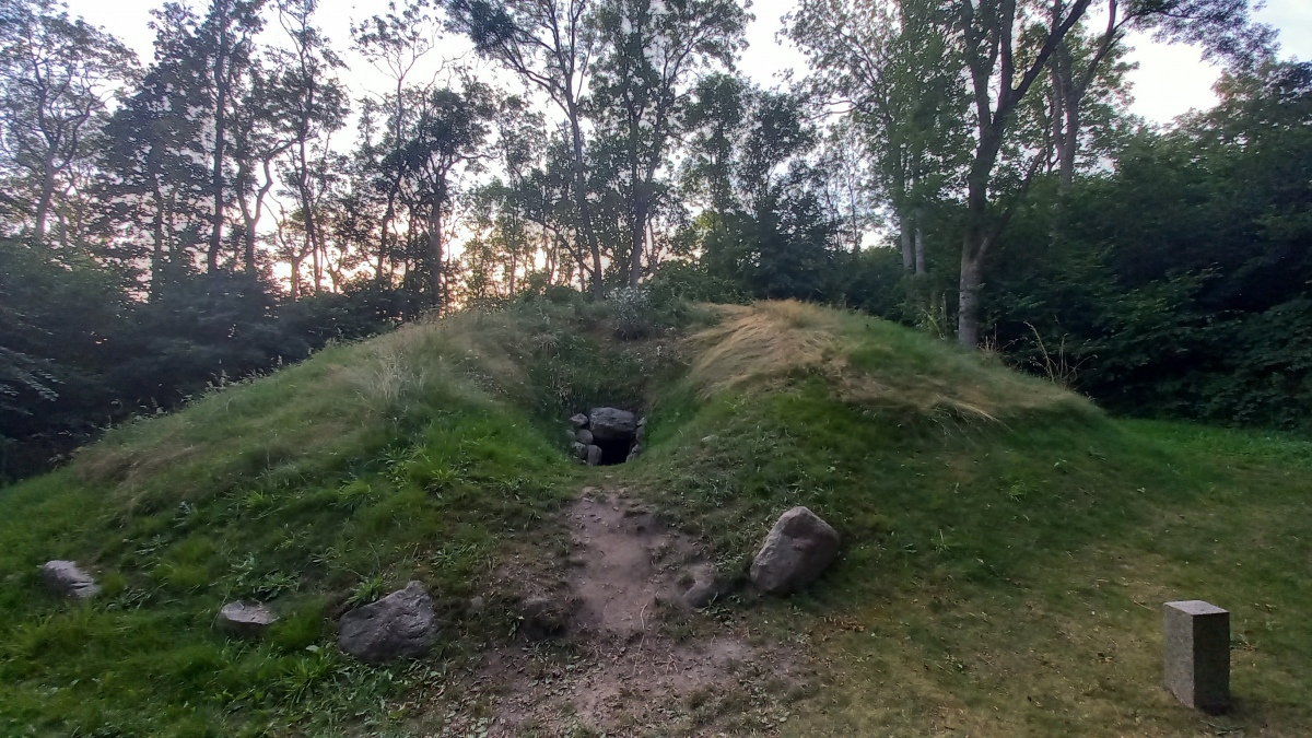 Click for the gallery page to add comments and vote (PID:245823) Sulkendrup Jættestue